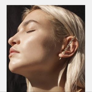 Chain link pin cuff earring